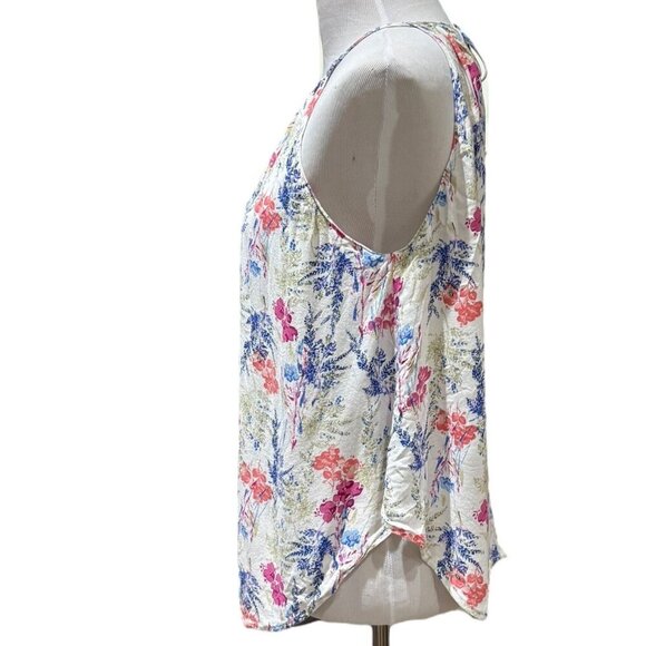 Lush Floral Halter Top, Keyhole Opening in Front, Tie Back Closure Size Small - Picture 4 of 12